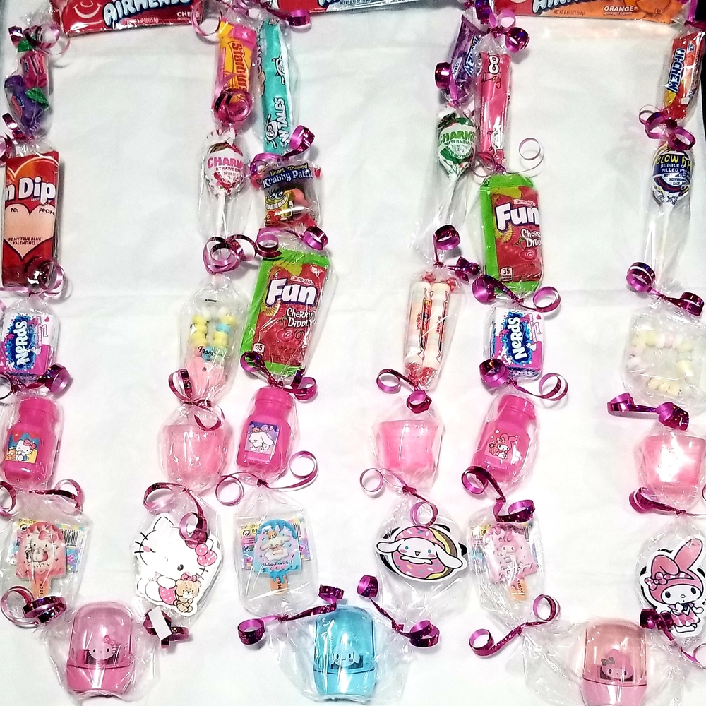 Hello Kitty Stationary necklace Goodies Lei